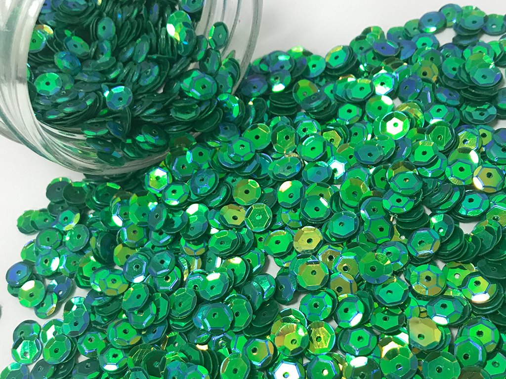 green-metallic-round-circular-plastic-sequins-ntc131219-565