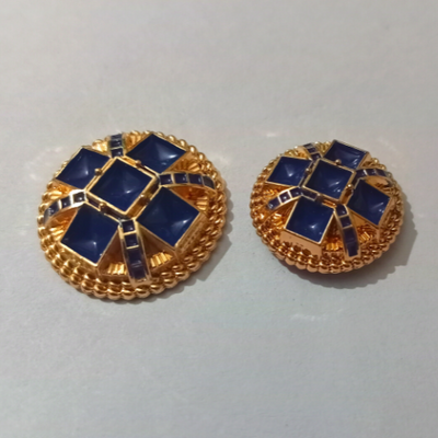 golden-blue-with-cube-design-metal-buttons