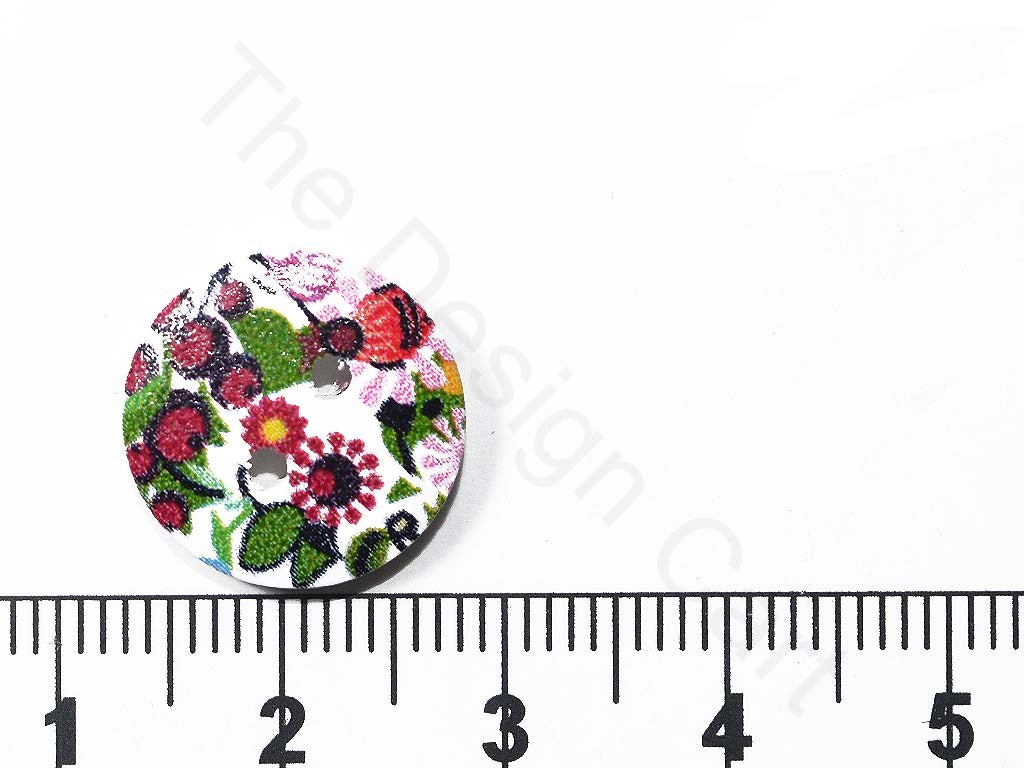 white-flower-design-wooden-buttons-stc2202031