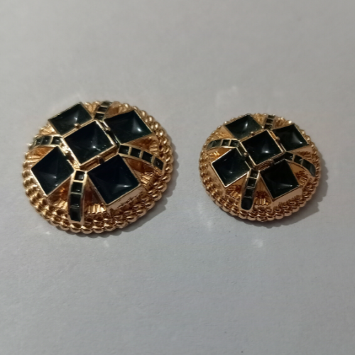 golden-black-with-cube-design-metal-buttons