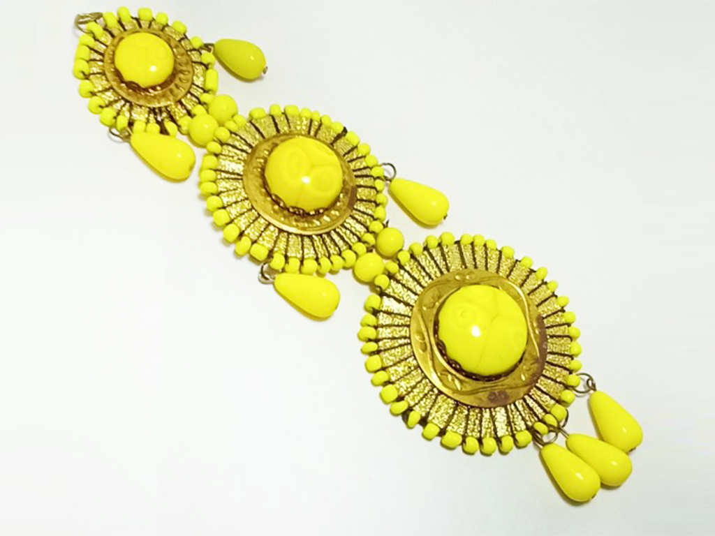 Yellow & Golden Enamel Metal Latkan