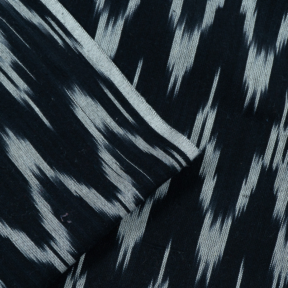 black-with-white-zigzag-ikat-fabric