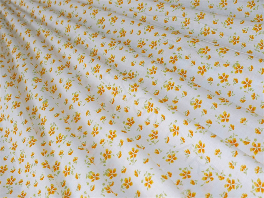 white-yellow-flowers-cotton-fabric-rp-d4394-ygpgt-c