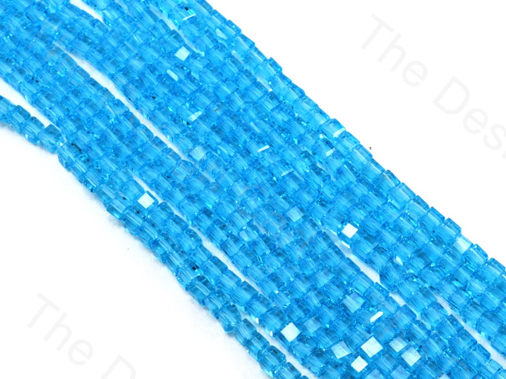 cube-aqua-transparent-faceted-crystal-beads (11494713171)