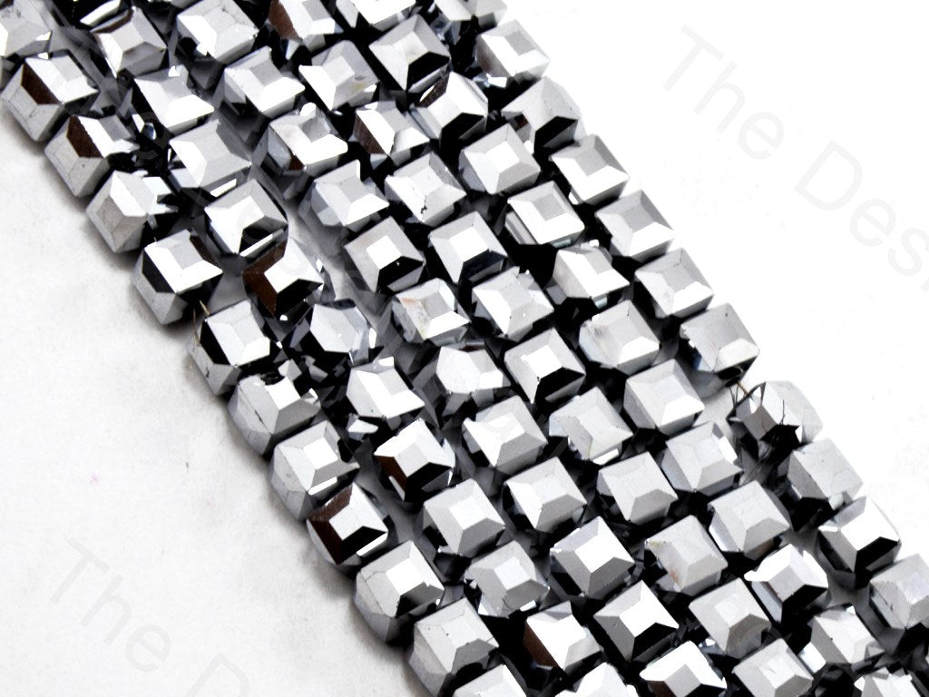 cube-silver-metallic-faceted-crystal-beads (11494710035)