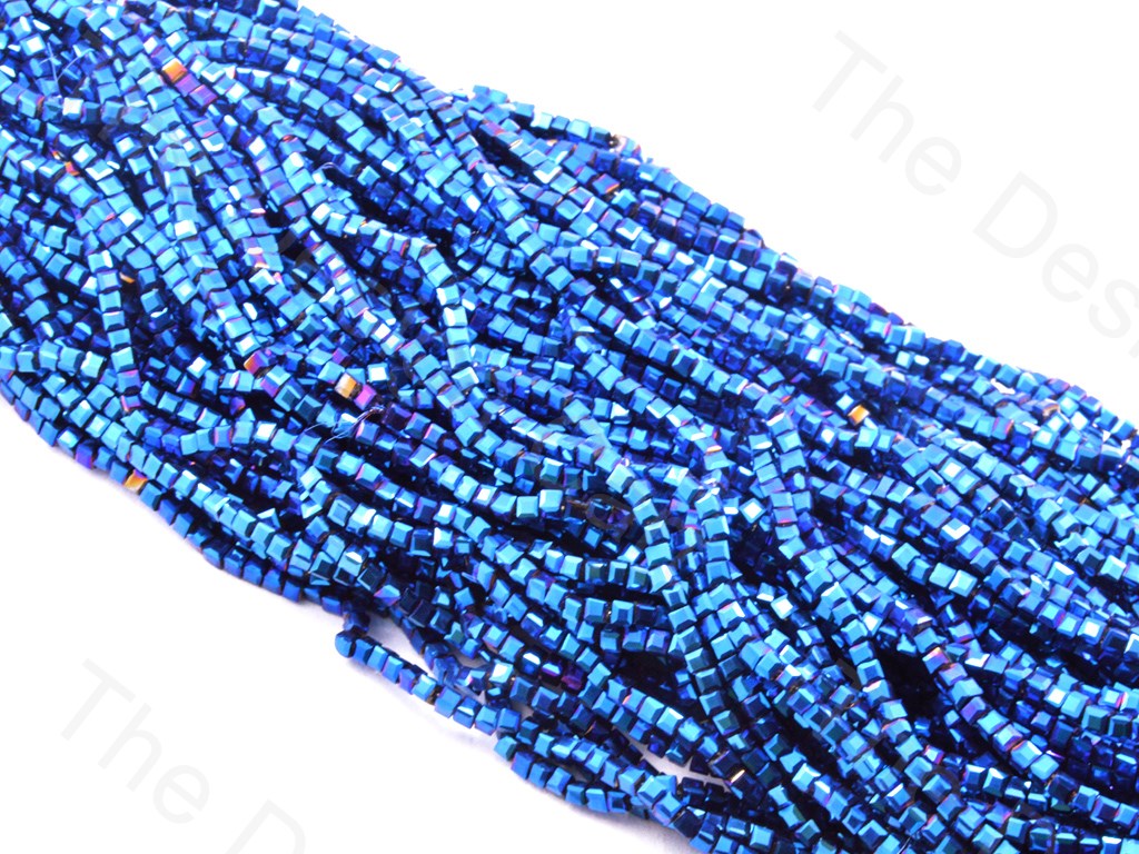 cube-blue-metallic-faceted-crystal-beads (11494706131)