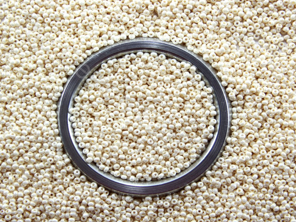 Off White Opaque Preciosa Round Seed Beads (1426895208482)