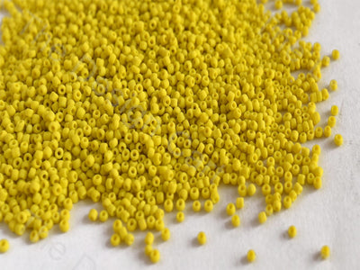Opaque Yellow Round Rocailles Seed Beads | The Design Cart (10592173075)