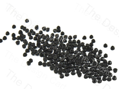 black-round-4-mm-centre-hole-acrylic-stones (395796906018)