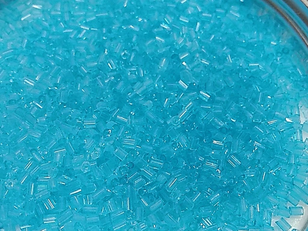 aqua-transparent-2-cut-glass-seed-beads