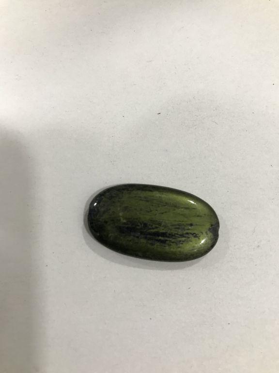 army-green-oval-shaped-with-black-texture-plastic-beads