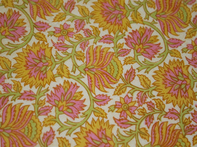 off-white-yellow-pink-flowers-cotton-fabric-rp-d52-yppgt-c