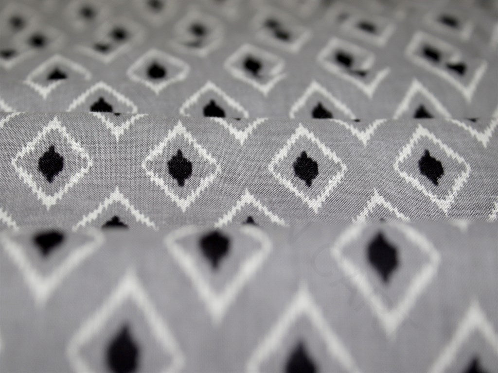 gray-geometric-argyle-cotton-fabric-rp-d29-greybl-c