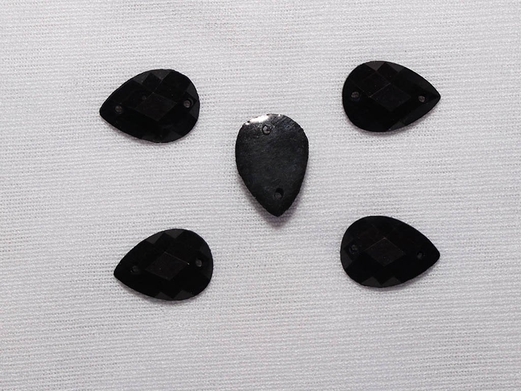 black-drop-plastic-stones-10x14-mm