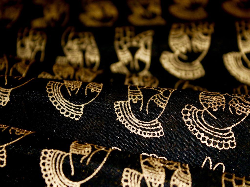 hand-block-gold-black-chanderi-fabric-d31-bl-gold-ch