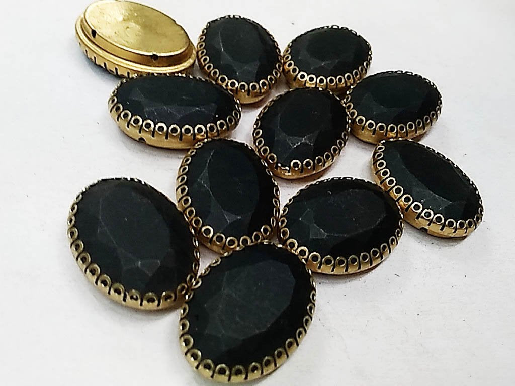 black-matte-oval-plastic-stones-with-catcher-18x13-mm