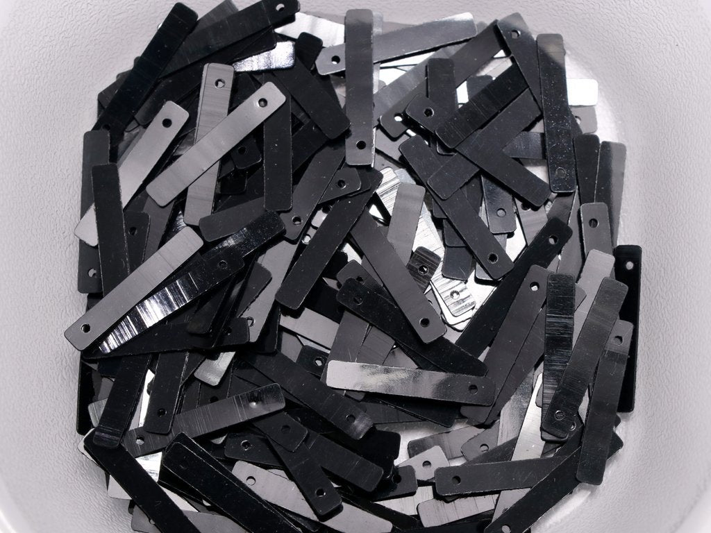 black-one-hole-rectangular-plastic-sequins