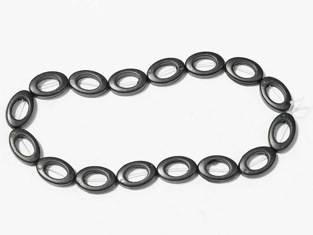 black-oval-plastic-beads-20x15-mm
