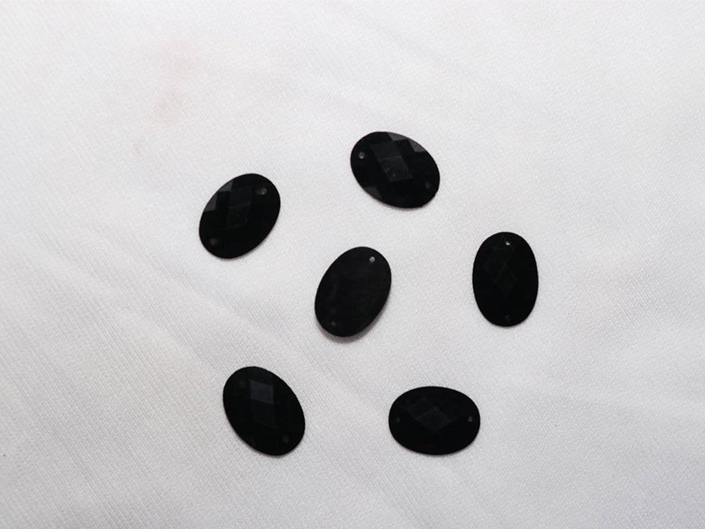 black-oval-plastic-stones-10x14-mm