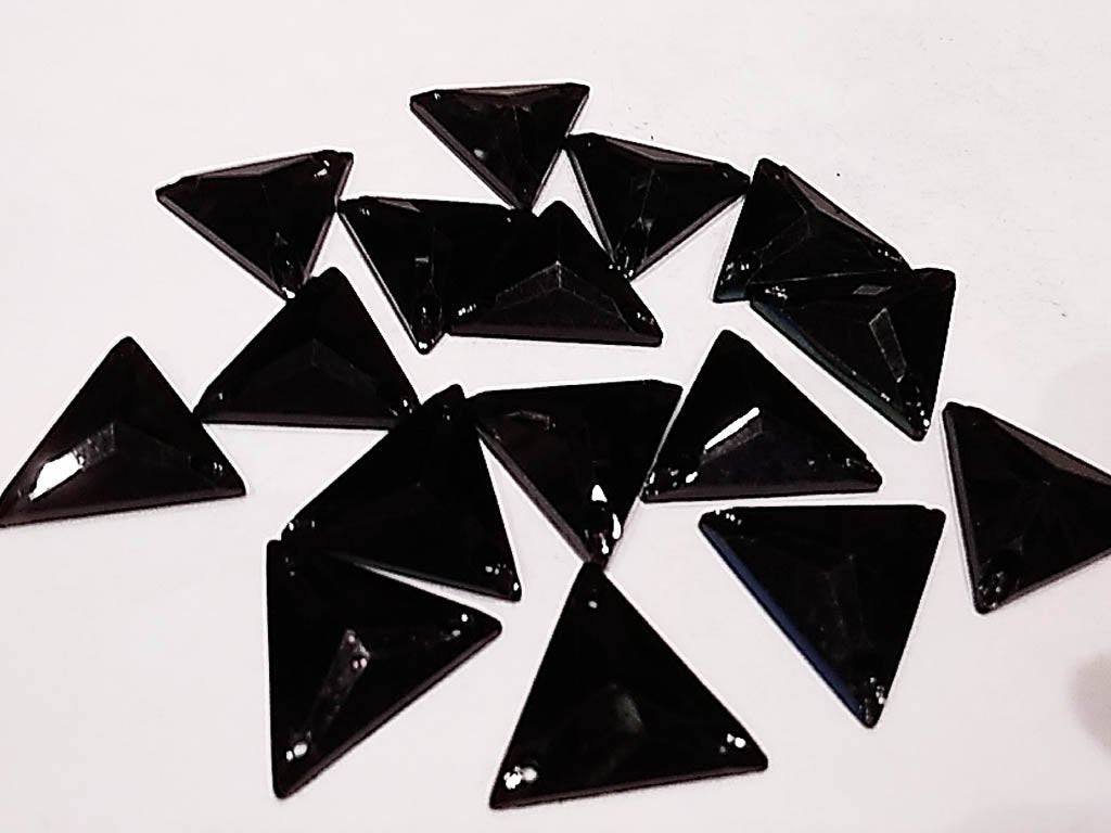 black-triangular-3-hole-plastic-stones-22x22-mm
