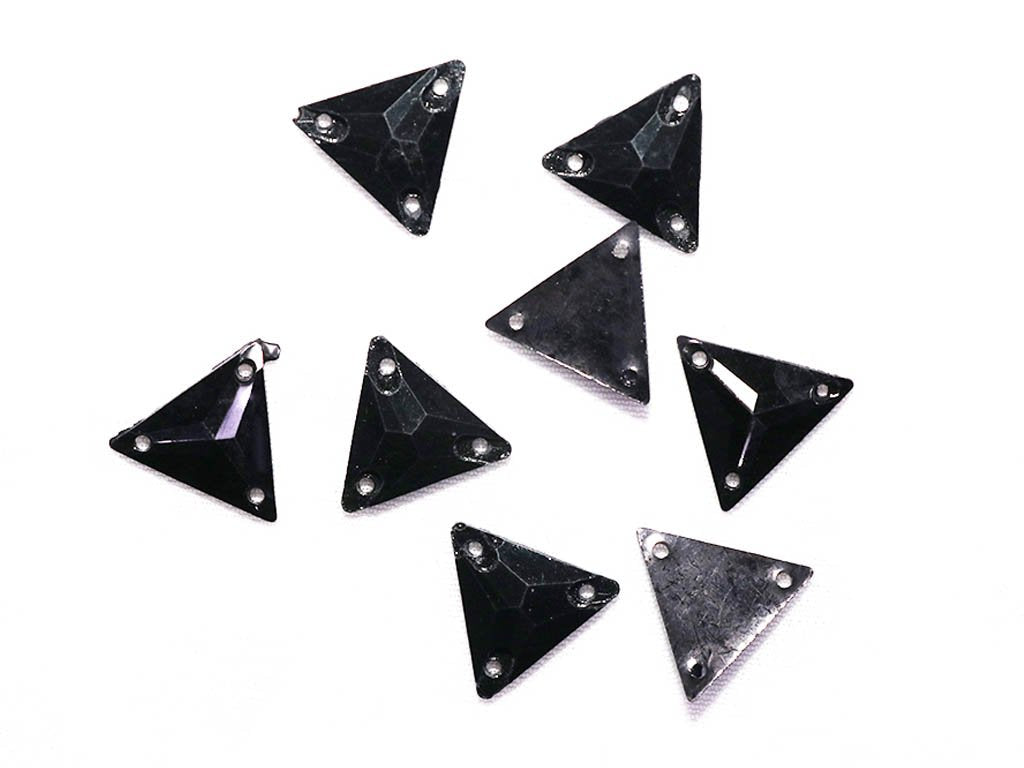 black-triangular-plastic-stones-16x16-mm