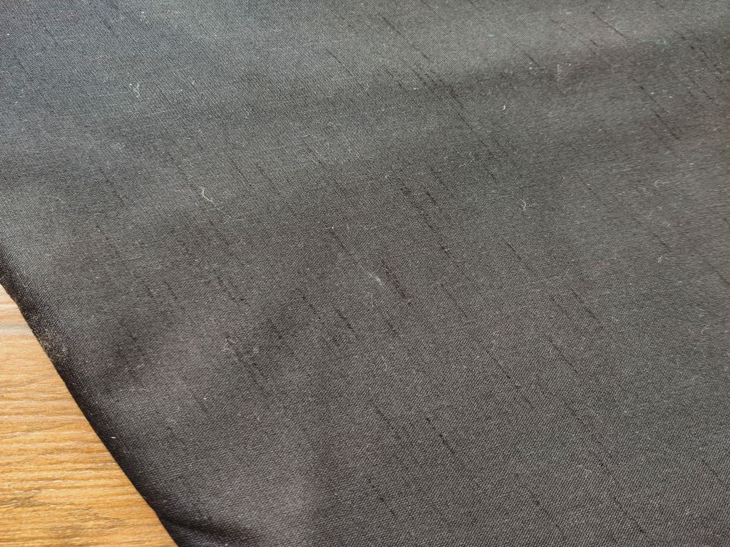 black-premium-linen-fabric