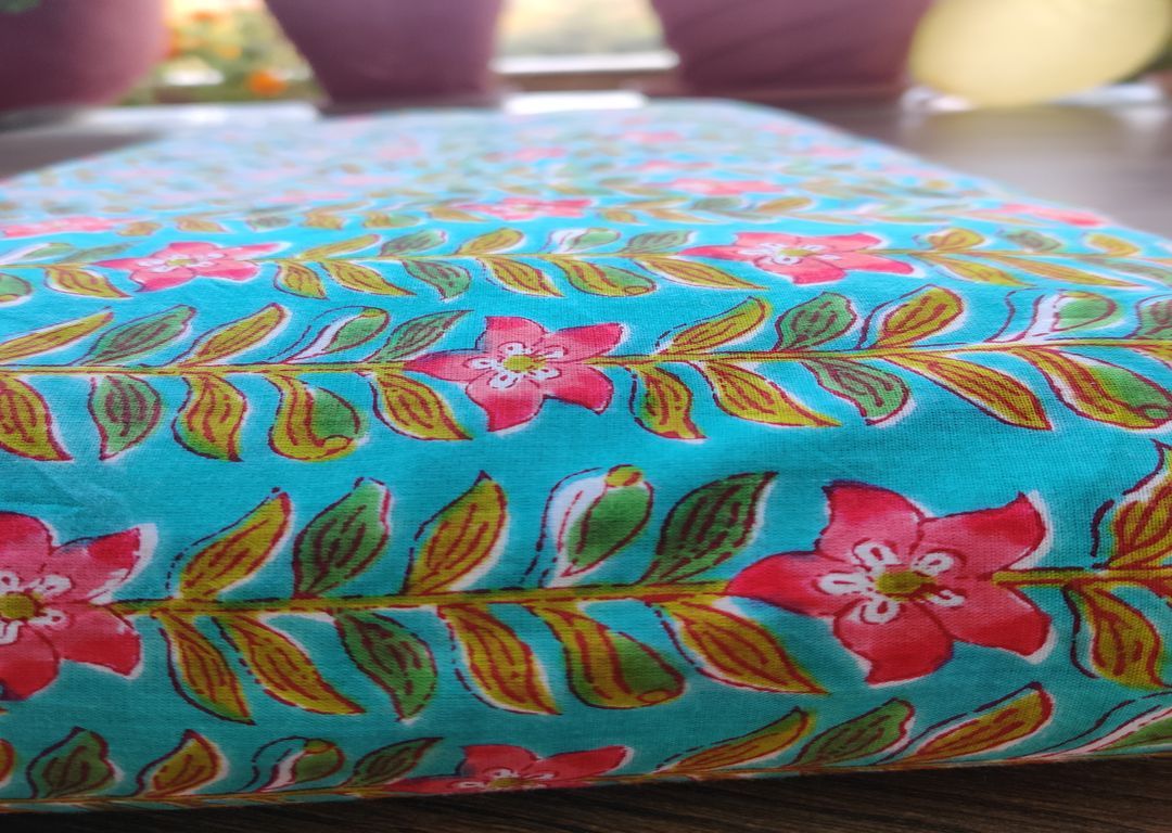 blue-abstract-printed-cotton-fabric