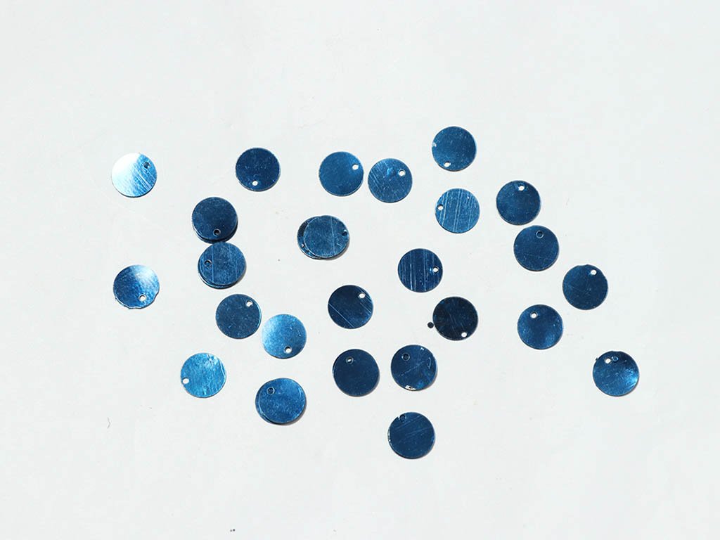 blue-flat-circular-plastic-sequins-8-mm