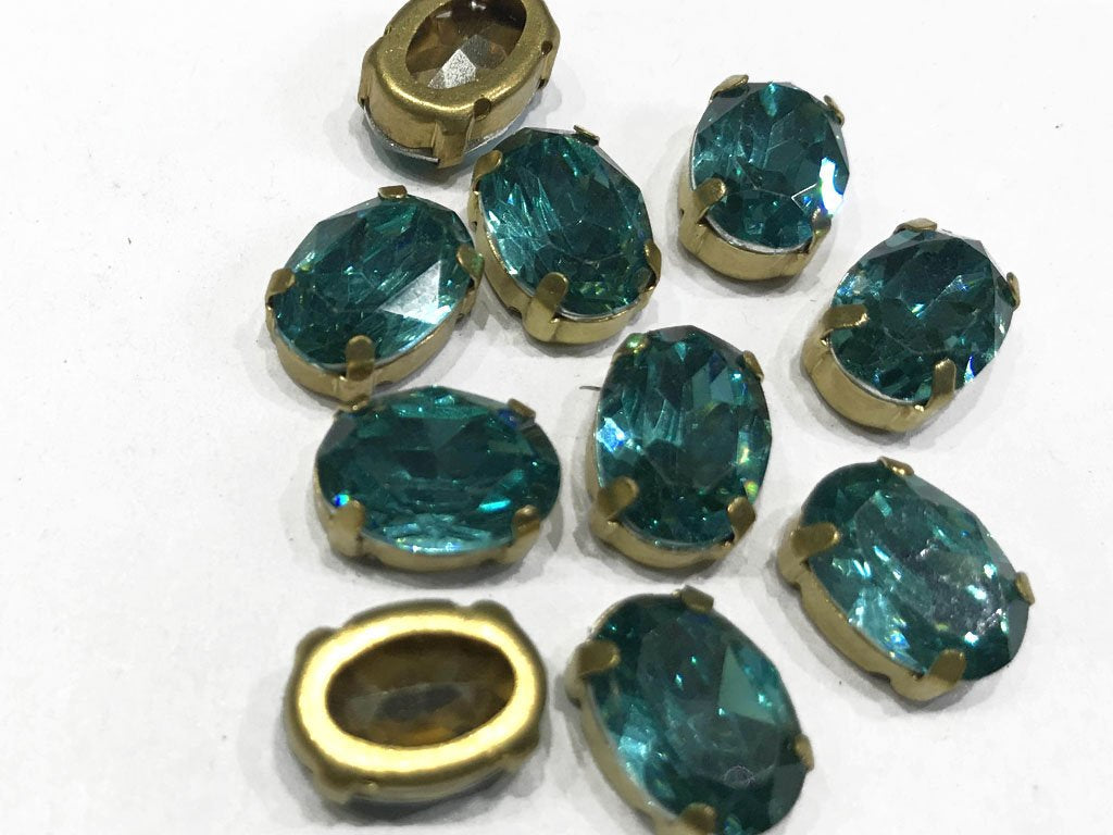 blue-oval-resin-stones-with-catcher-14x10-mm