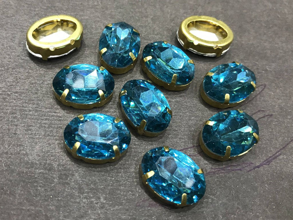 blue-oval-resin-stones-with-catcher-18x13-mm