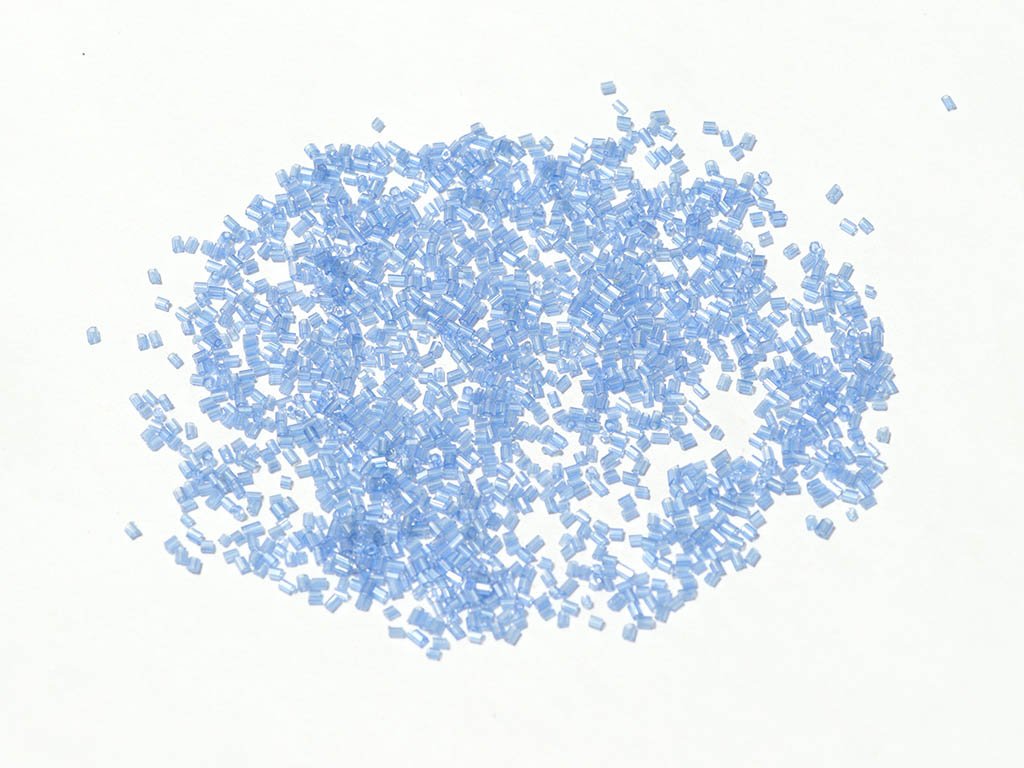 blue-transparent-2-cut-glass-seed-beads-2-mm-2
