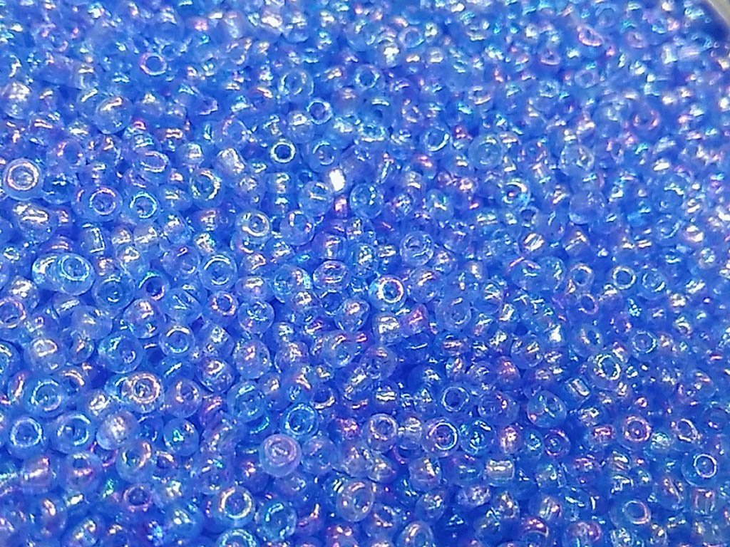 blue-transparent-rainbow-round-rocaille-glass-seed-beads