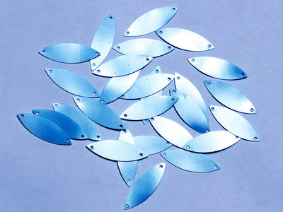 blue-two-hole-eye-plastic-sequin