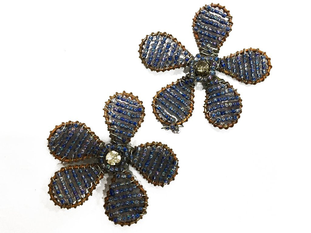 blue-white-flower-handmade-glass-bead-stones-42-mm