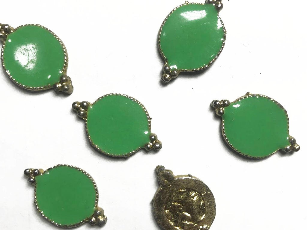 bright-green-circular-2-hole-metal-embellishment-with-enamel-15x24-mm