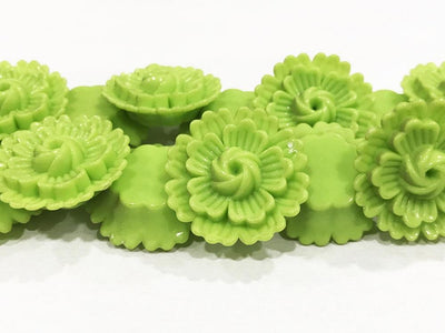 bright-green-plastic-flower-stones-26-mm
