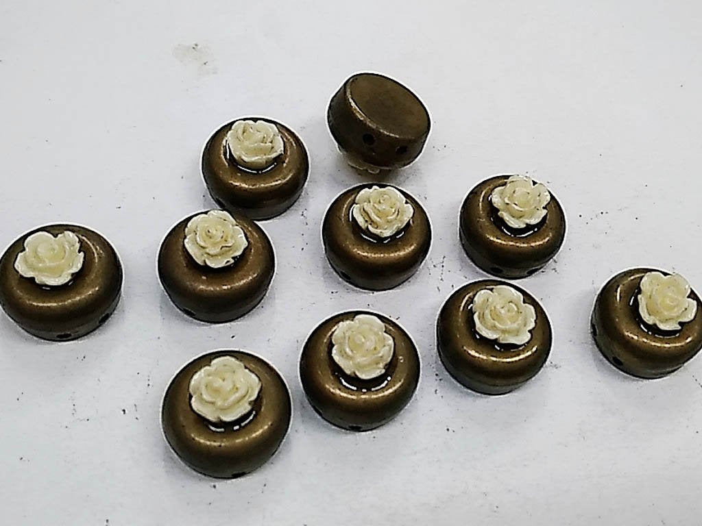 bronze-circular-designer-plastic-stone-with-resin-flower-13-mm