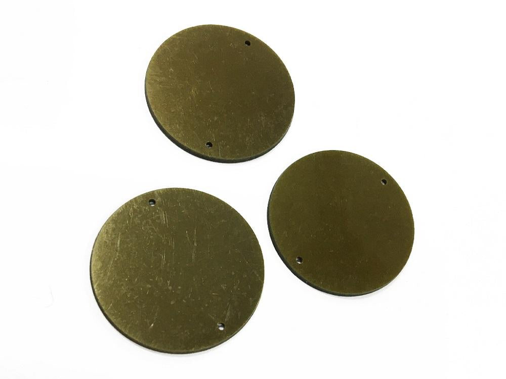 brown-flat-circular-plastic-stones