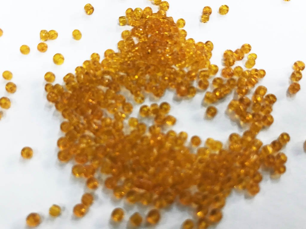 brown-round-rocaille-glass-seed-beads