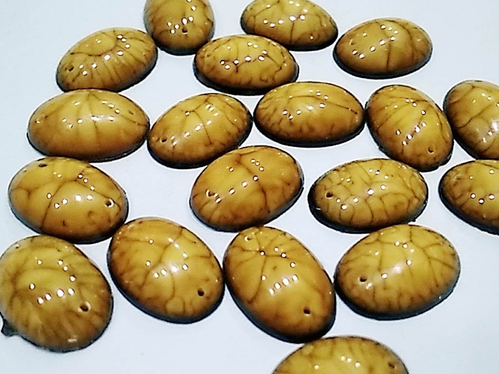 brown-textured-oval-2-hole-plastic-stones-14x10-mm
