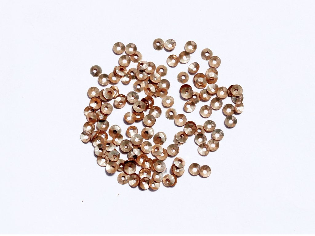 brown-white-centre-hole-bowl-plastic-sequins-5-mm