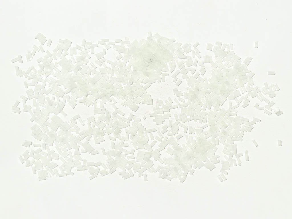 silky-white-transparent-pipe-bugle-glass-seed-beads-4-5-mm