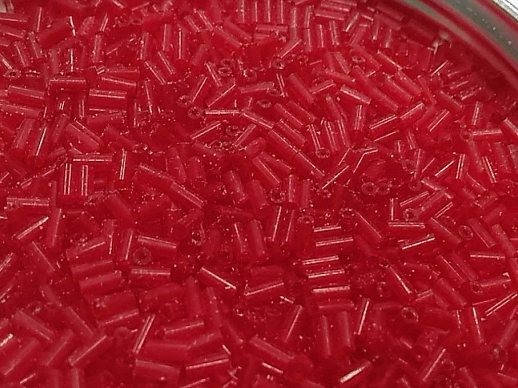 red-transparent-pipe-bugle-glass-seed-beads
