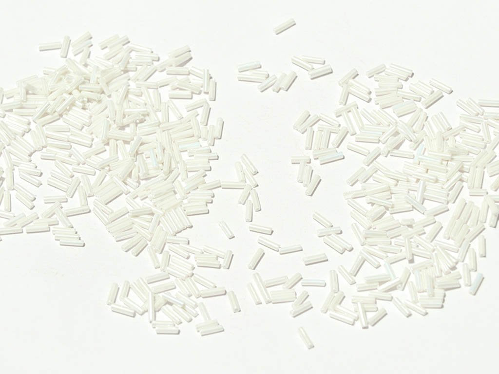 milky-white-lustre-white-pipe-bugle-glass-seed-beads