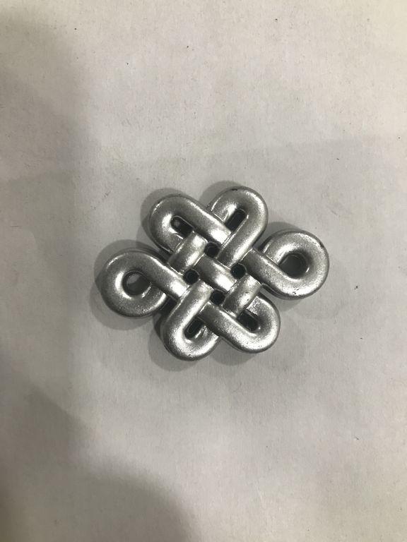 butterfly-shaped-spray-silver-plastic-beads