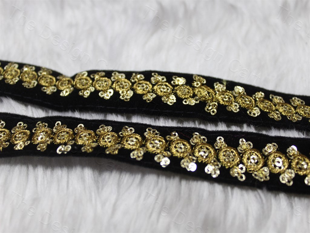 black-sequins-golden-thread-embroidered-border-cmf-052black