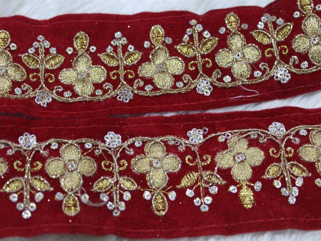 red-embellished-zari-border-cmf-057red