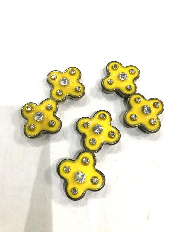 connected-metal-pieces-with-enamel-fillyellow-neon-green