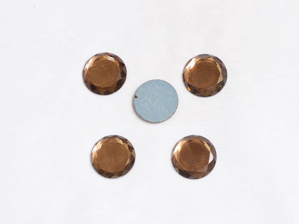copper-flat-circular-glass-stones-22-mm