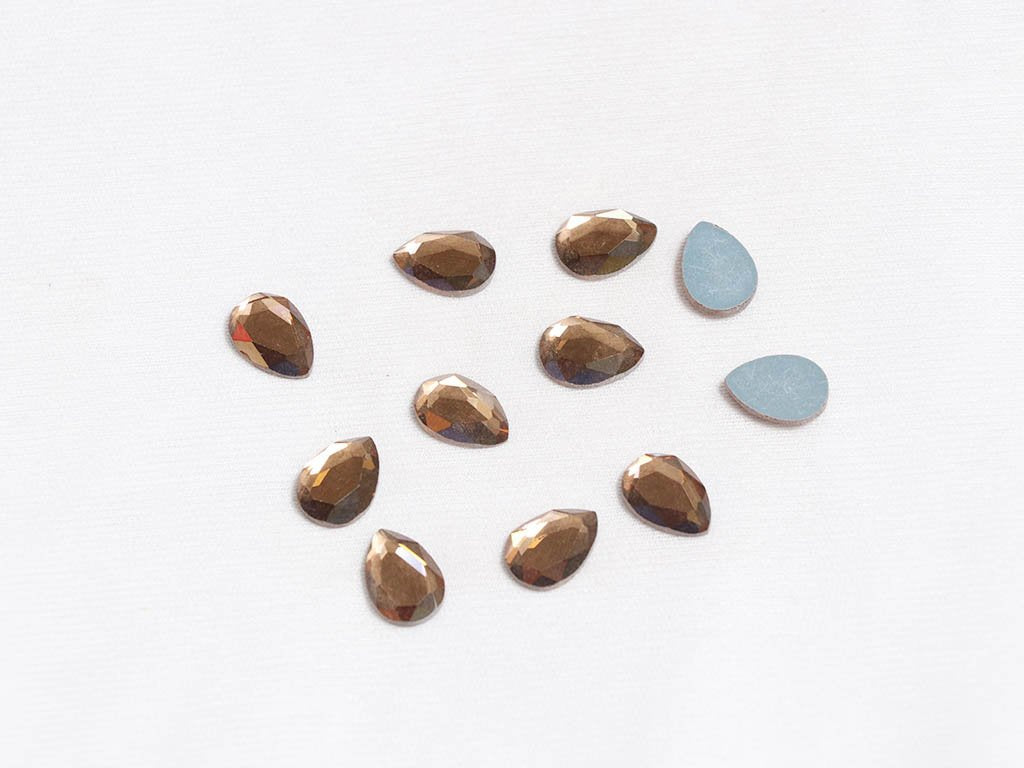 copper-flat-drop-glass-stones-10x14-mm